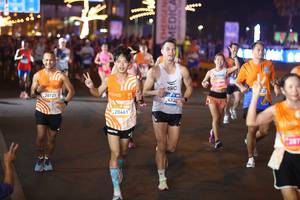 BIB: 20121, 20461, 9000
                            <button type="button" onclick="openModal(23170272)" class="btn btn-primary btn-sm float-right btn-popup" data-toggle="modal" data-target=".modal-high-quality">
                        <i class="fas fa-shopping-cart"></i> Add to Cart
                    </button>
                                            <button type="button" onclick="isThisMe(23170272, true)" class="btn btn-success btn-sm float-right btn-popup btn-isme hidden" data-toggle="tooltip" data-placement="bottom" title="นี่คือรูปของคุณใช่ไหม คลิกที่นี่เพื่อเอาเข้าอัลบั้ม">
                        <i class="fas fa-plus"></i> Add to album
                    </button>
                    <button type="button" onclick="isThisMe(23170272, false)" class="btn btn-warning btn-sm float-right btn-popup btn-isnotme hidden">
                        <i class="fas fa-ban"></i> Remove from album
                    </button>